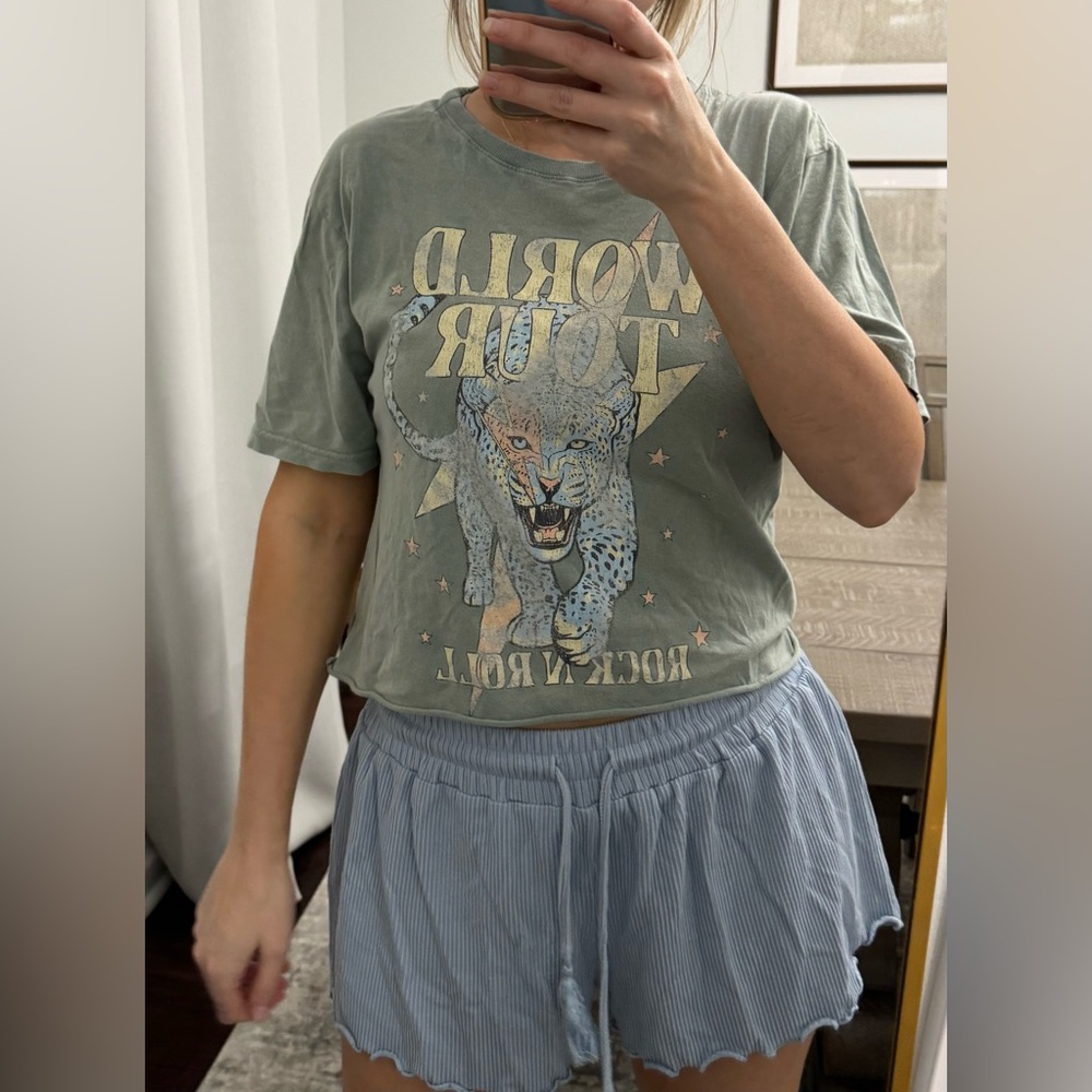 Vintage Worn Look World Tour Graphic Tee - Muted Light Green Tshirt - Picture 9 of 16